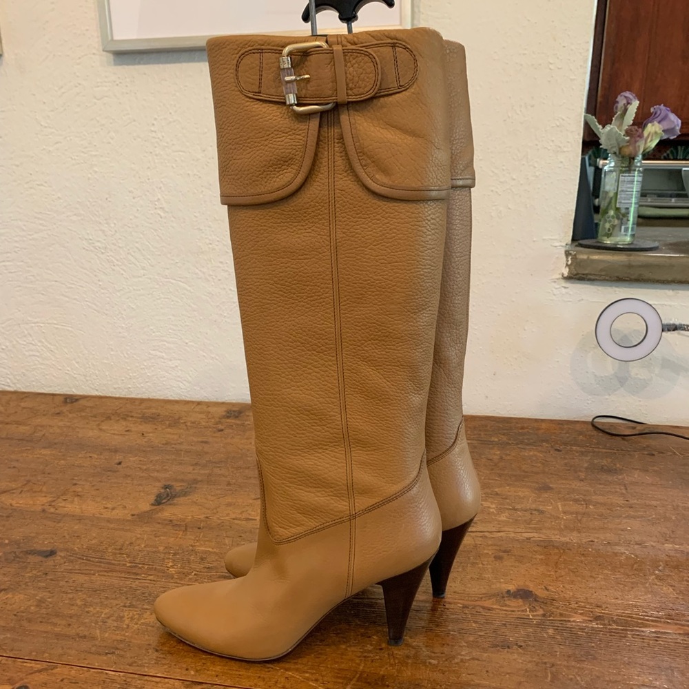 Hugo Boss Camel high heel leather boots